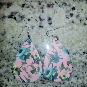 Ladies earrings
